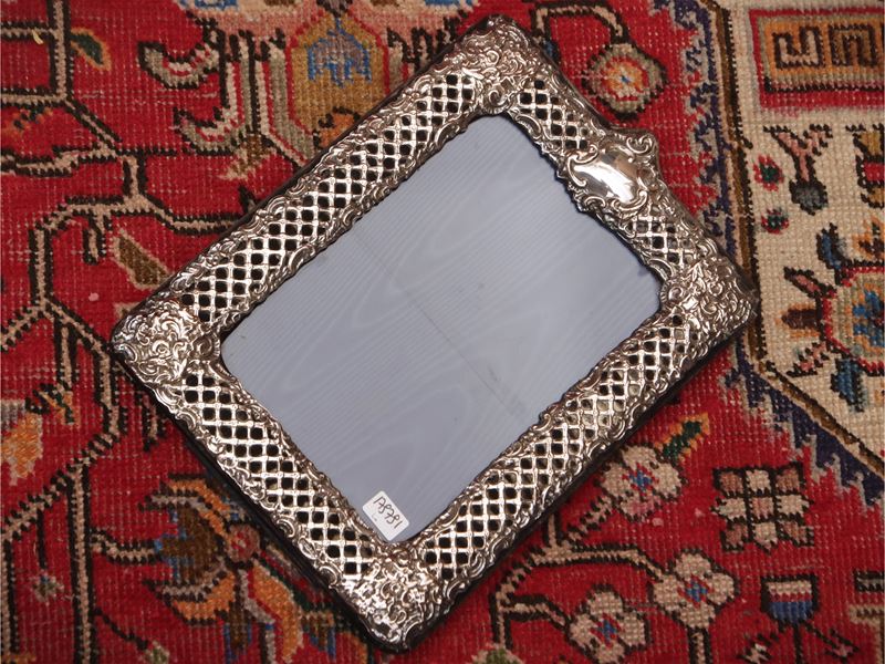 Cornice portafotografie in velluto rivestito in argento