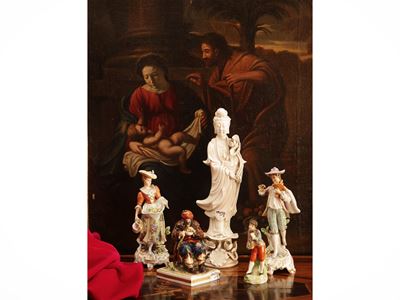 Piccola Collezione di Figure in Porcellana