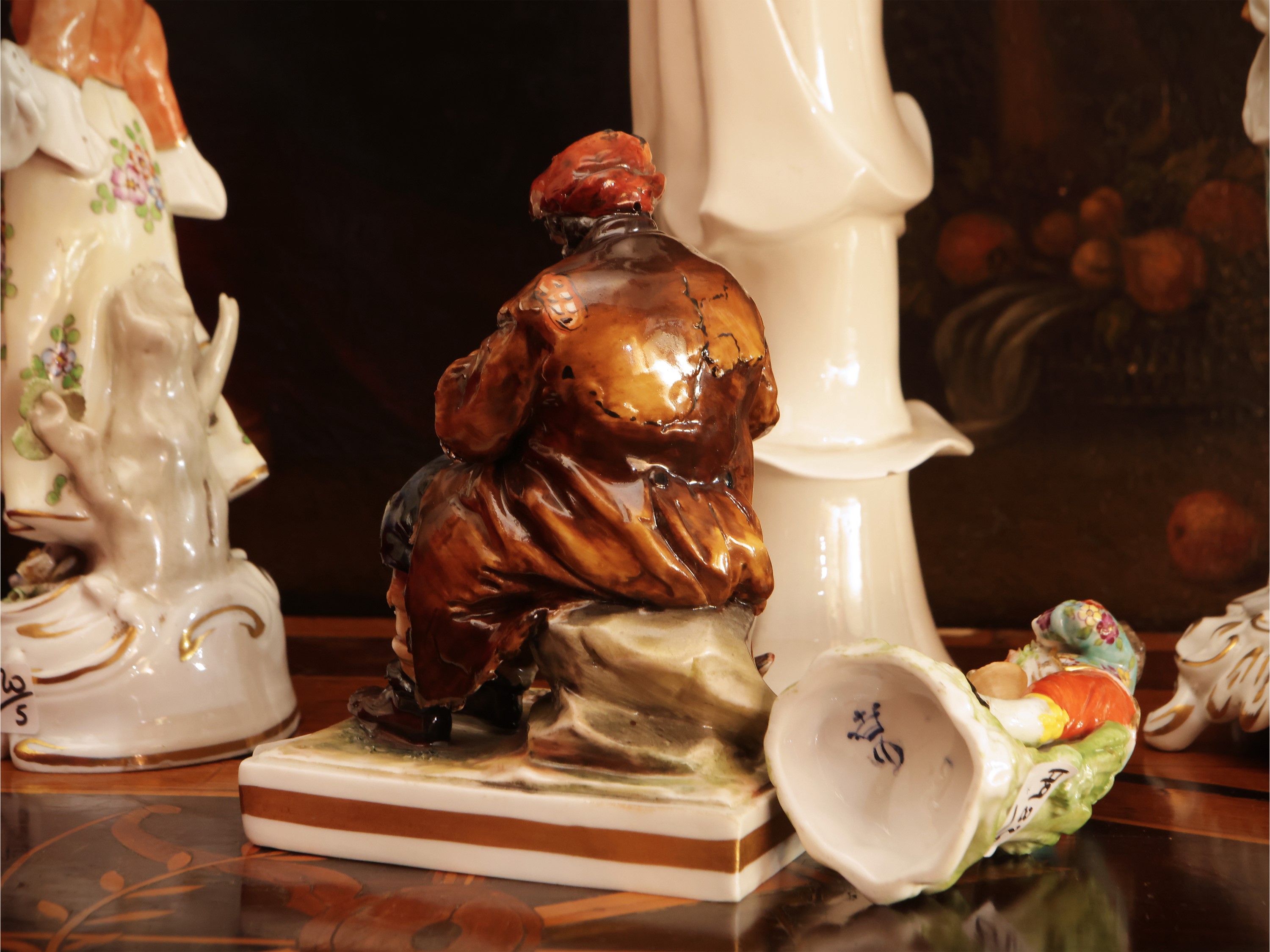 Piccola Collezione di Figure in Porcellana