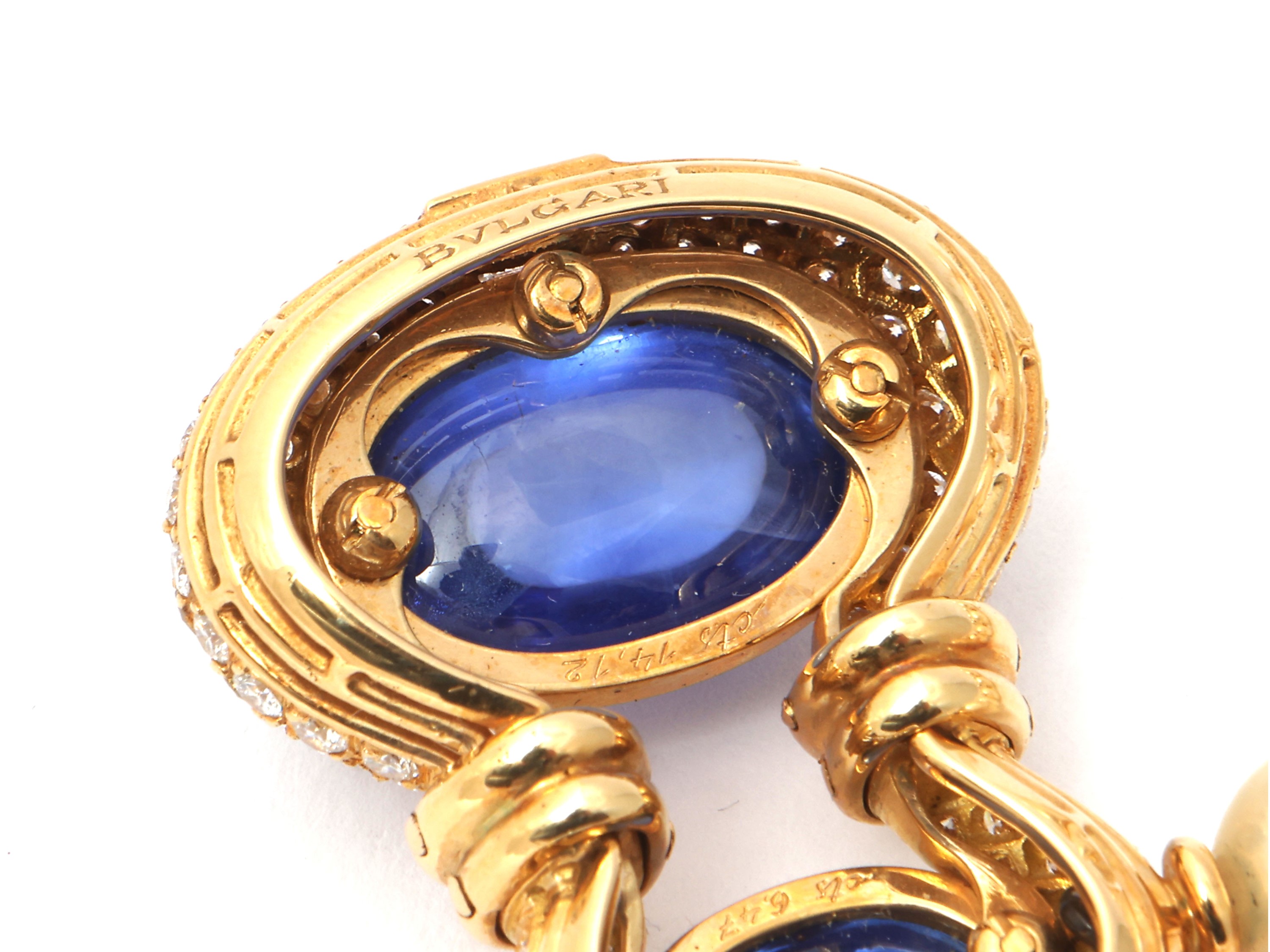Bulgari, Collana in oro giallo con diamanti, zaffiri e perle