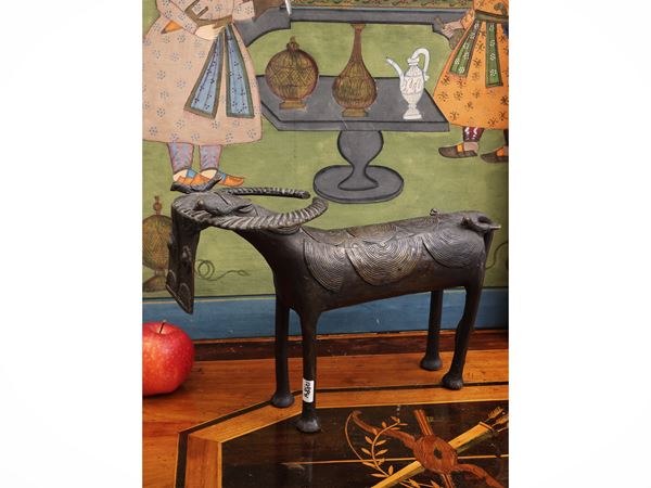Zoomorphic bronze sculpture