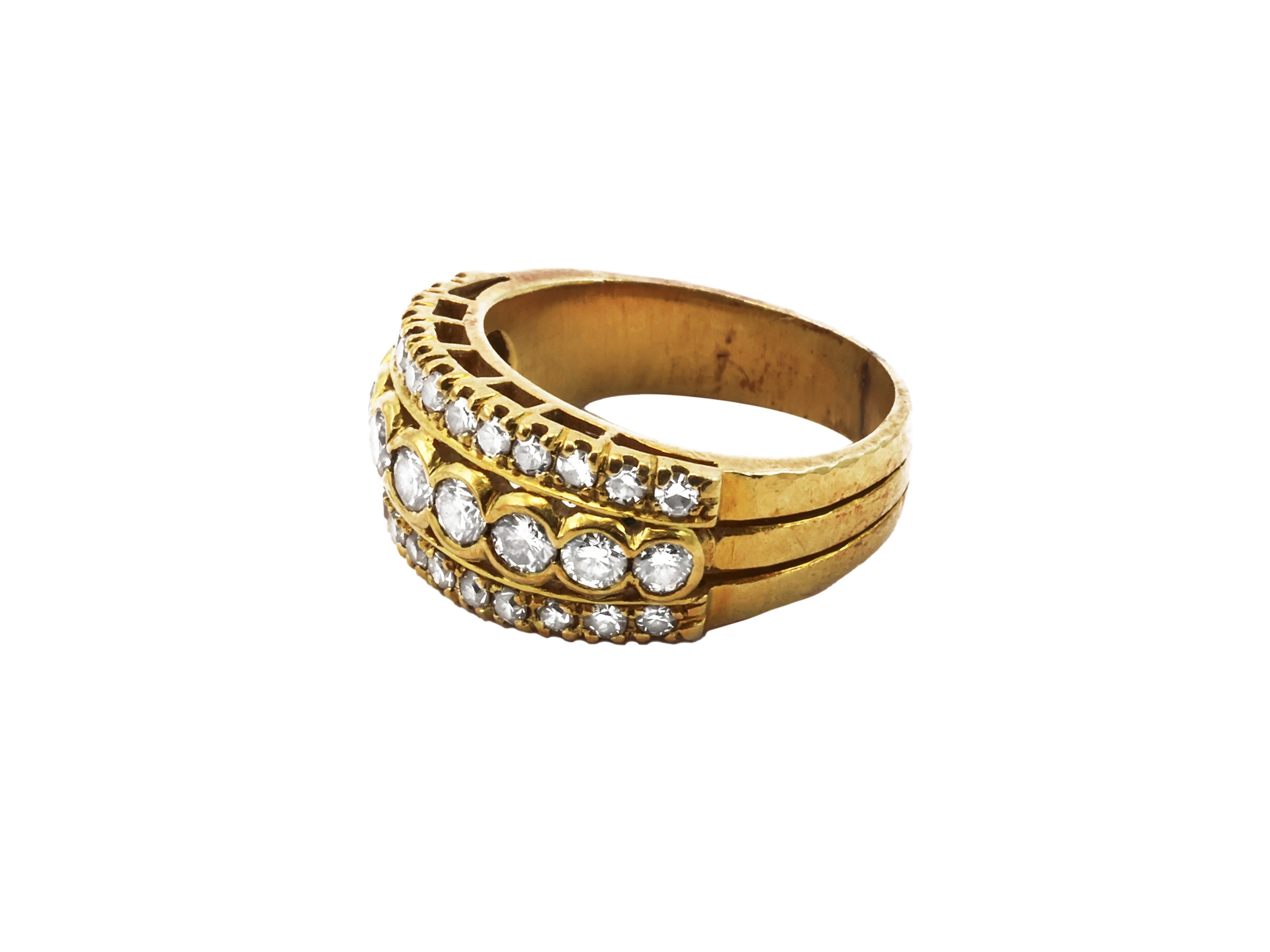 Anello a fascia tre fili in oro giallo con diamanti