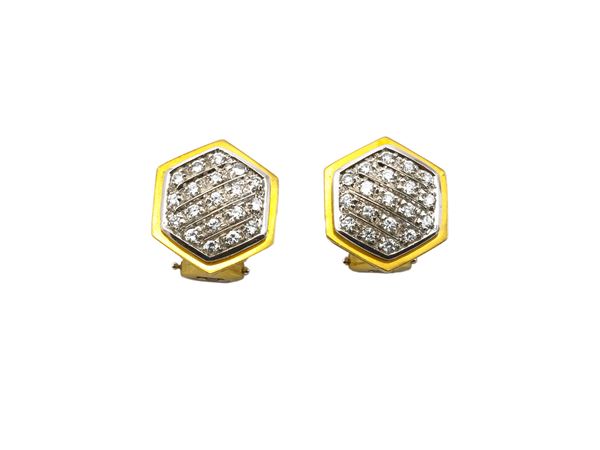 Hexagonal earrings in yellow and white gold with diamonds  - Auction Jewels and Watches - Maison Bibelot - Casa d'Aste Firenze - Milano