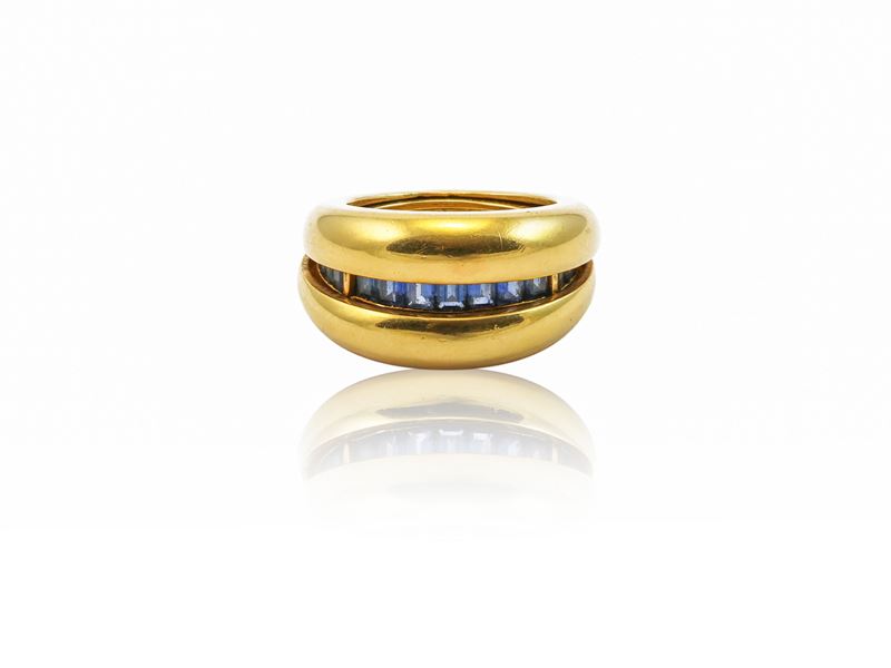 Anello Poiroy in oro giallo con zaffiri