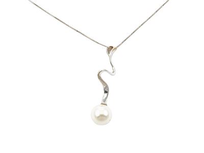Catenina e pendente in oro bianco con perla coltivata, lunghezza 42 cm