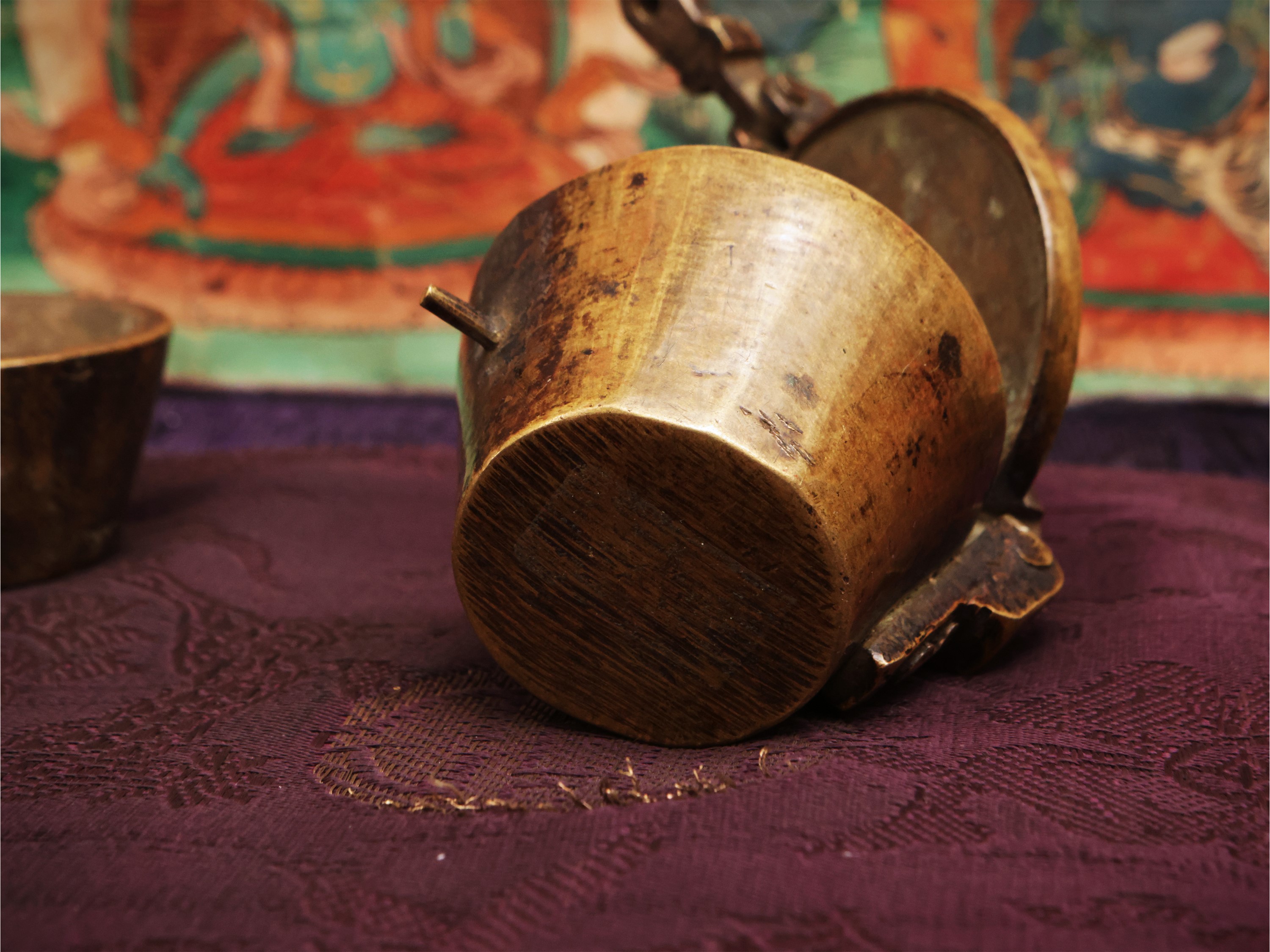 Scatola di pesi da bilancia in bronzo, India, sec. XIX–XX