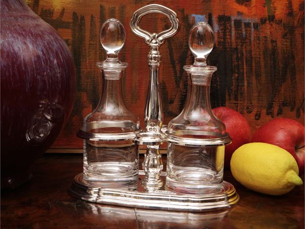 Oliera in argento, Ricci Alessandria  - Asta Stile fiorentino: da una villa a Settignano al buen retiro di Maria Teresa Colonna - Maison Bibelot - Casa d'Aste Firenze - Milano