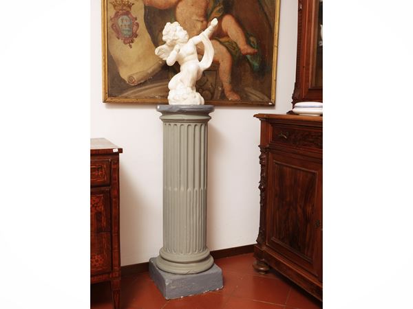 Plaster sculpture column