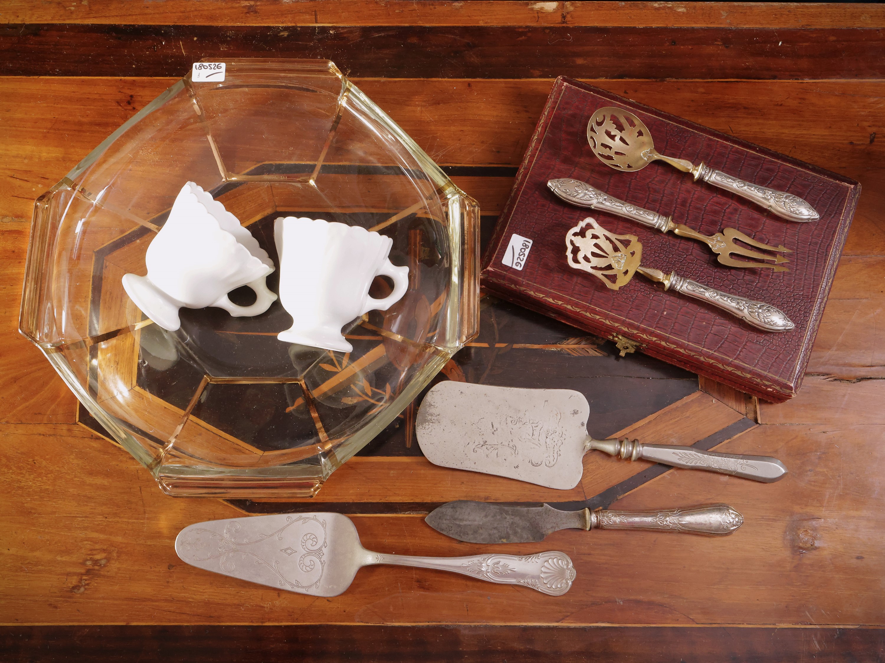 Miscellanea di accessori per la tavola d'epoca, XIX/XX secolo
