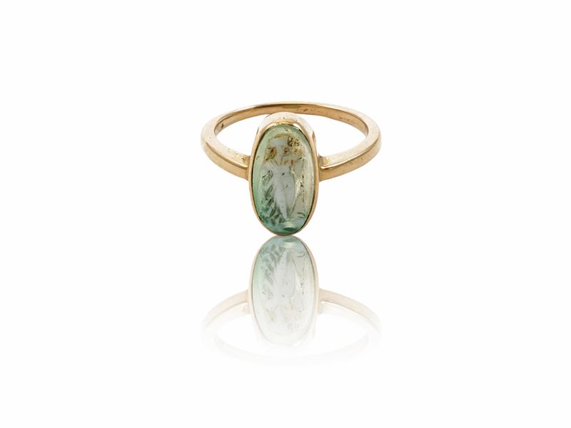 Anello in oro 14 kt con cammeo in agata