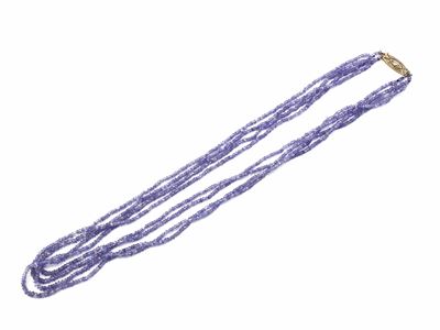 Collana multifilo di tanzanite con elementi in oro, platino e diamanti taglio rosa