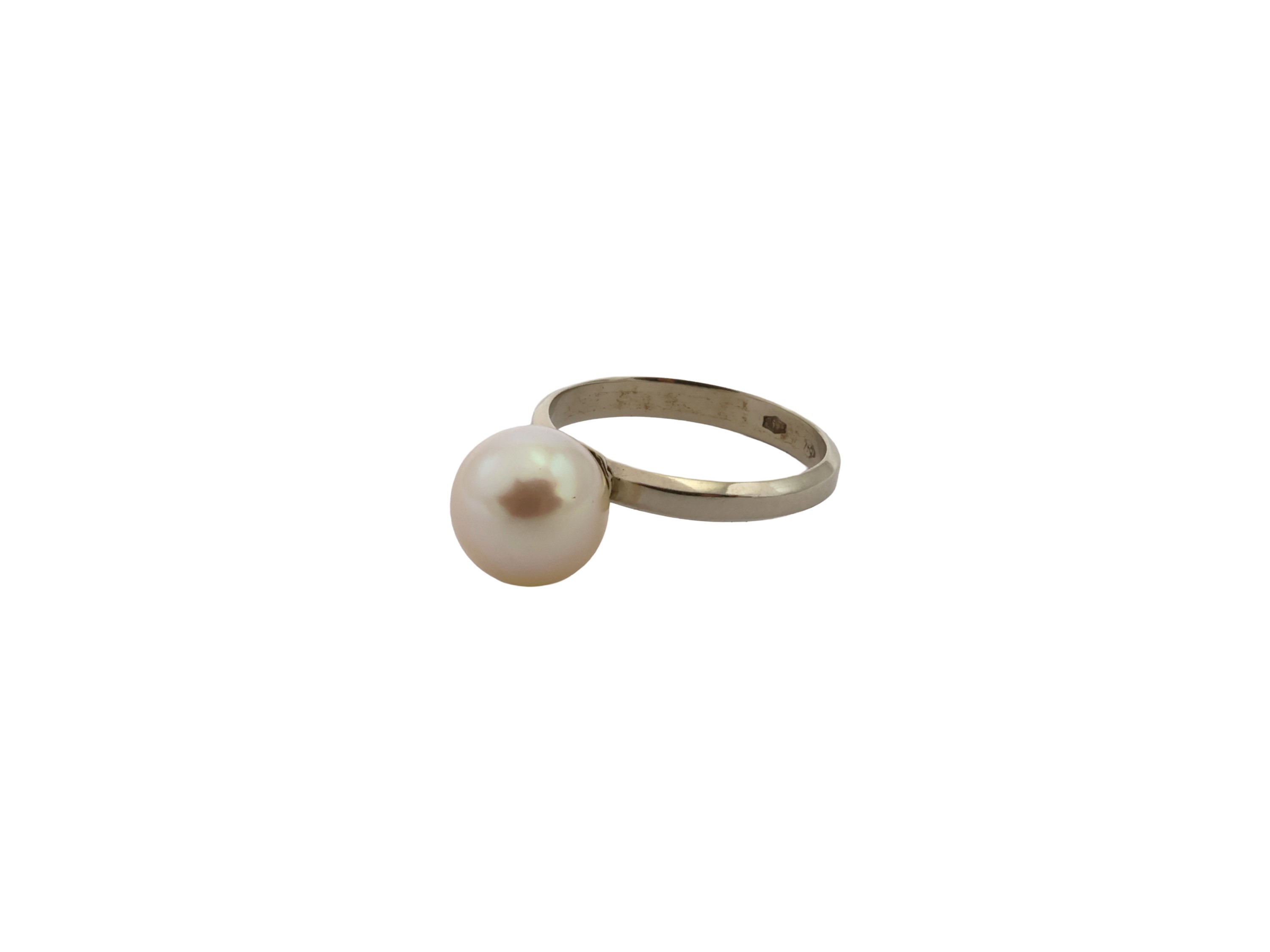 Anello in Oro Bianco con Perla Coltivata
