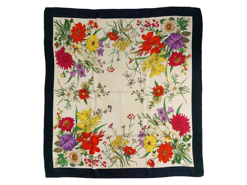 Gucci - Foulard in seta fantasia floreale