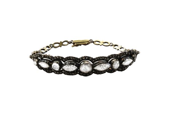 Bracciale semirigido in oro giallo e argento con diamanti taglio rosa coronè