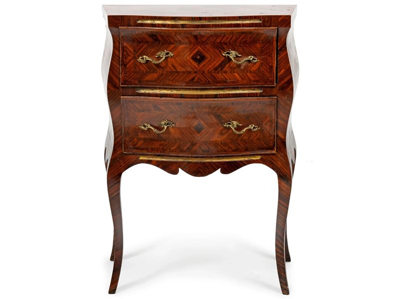 Comodino impiallacciato in mogano ed altre essenze