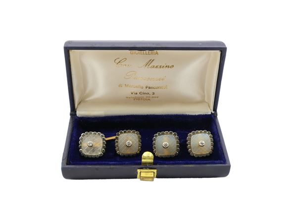 Cufflinks in yellow gold and platinum with diamonds and rock crystal