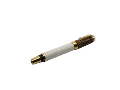 Montblanc, Penna stilografica Laquer Pearl Akoya con pennino in oro