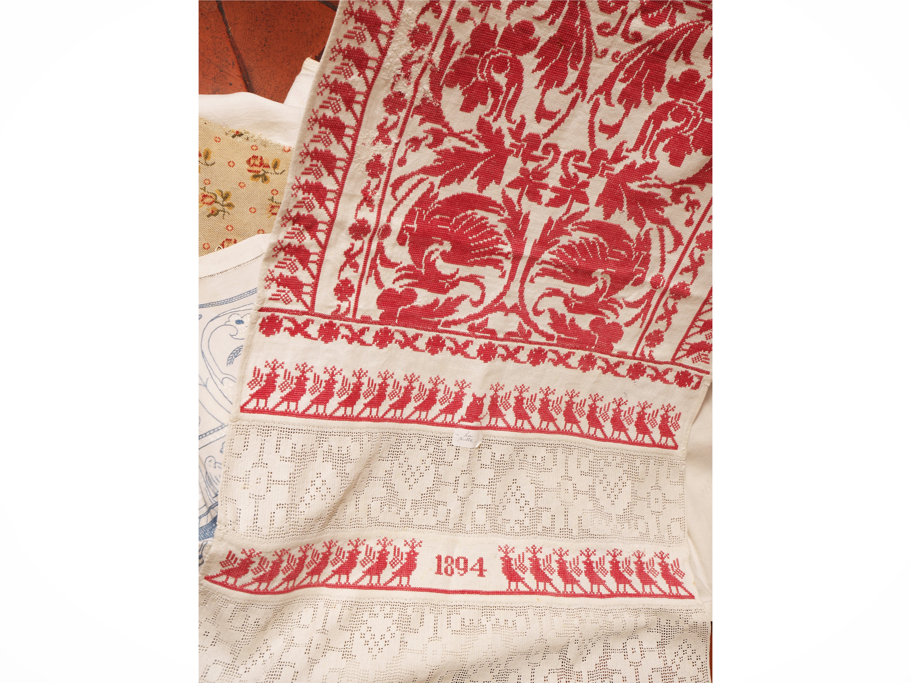 Assortimento di ricami