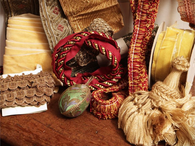 Assortimento di passamaneria d'epoca