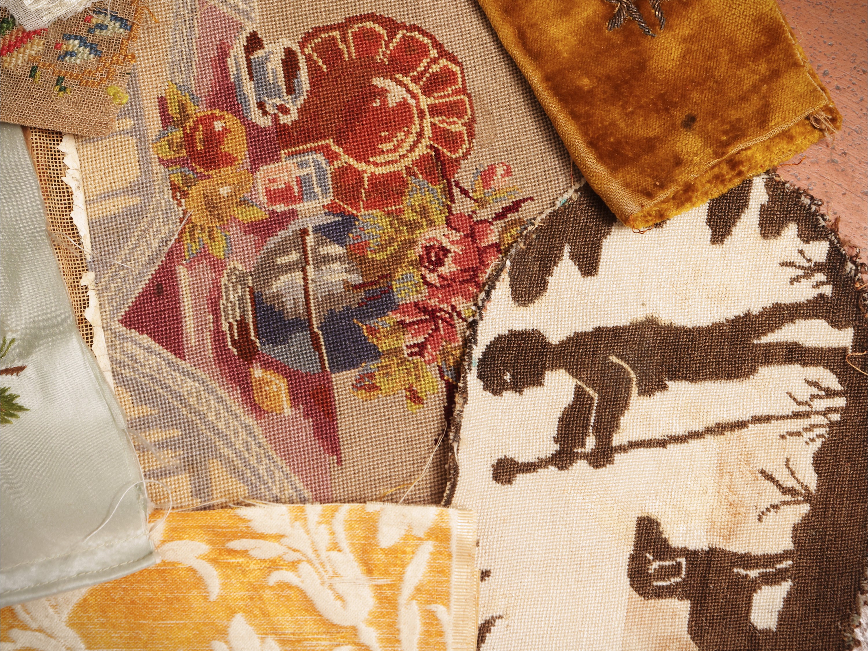 Curiosità tessili d'epoca