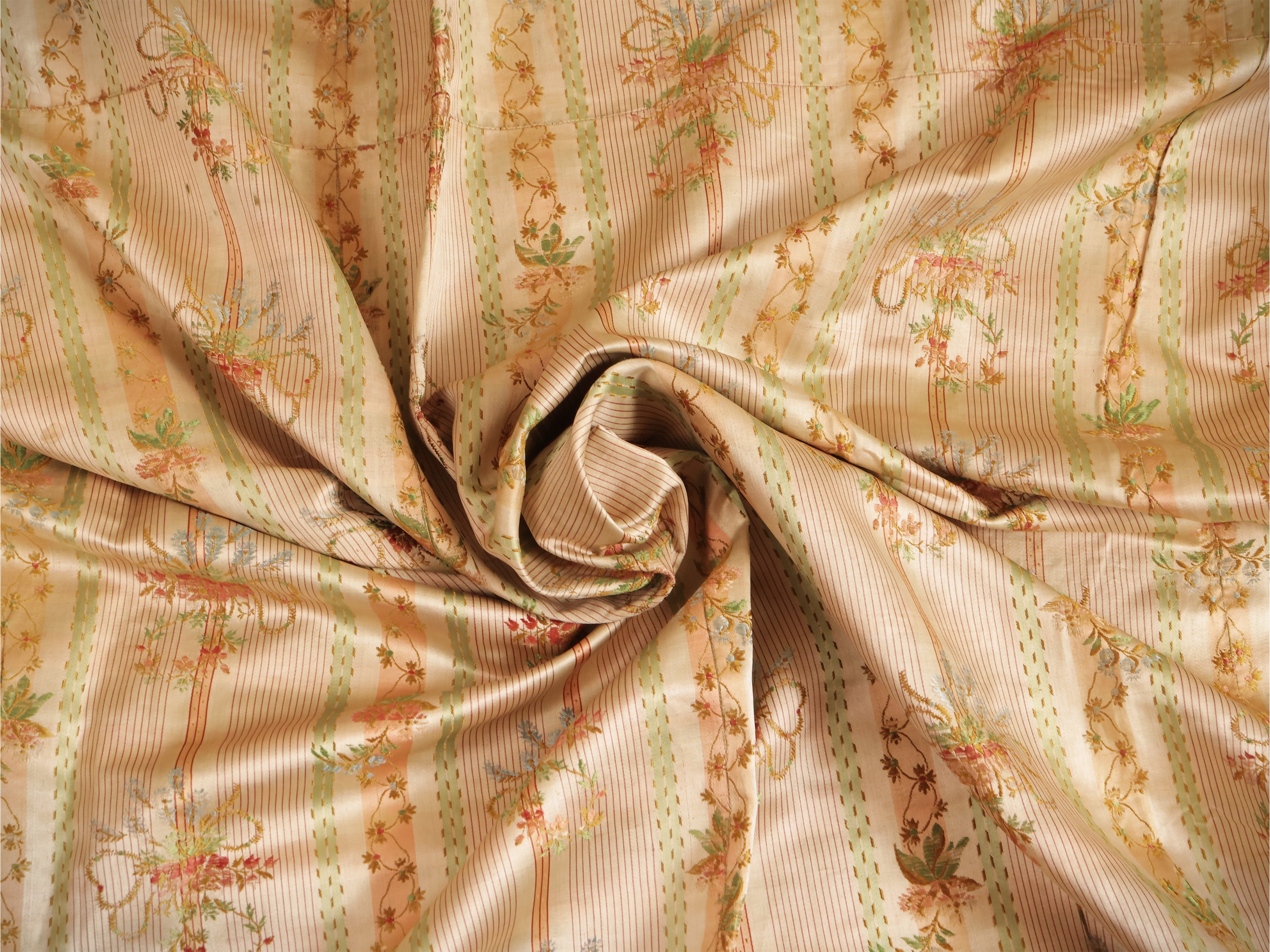 Varietà di tessuti d'epoca