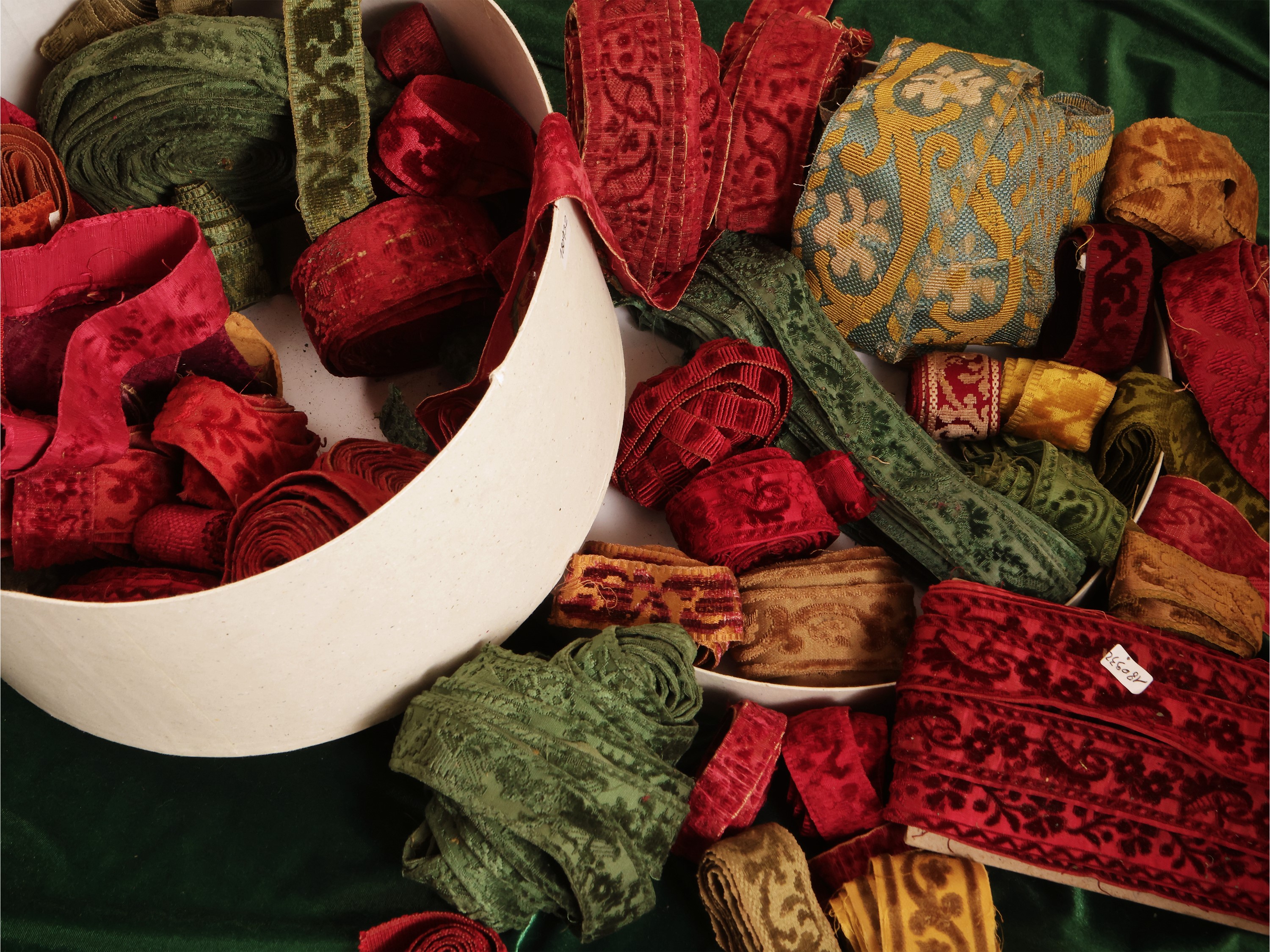 Assortimento di bordure in velluto