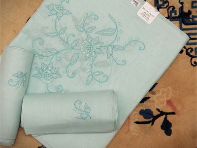 Tovaglia in Puro Lino Color Celeste Cielo