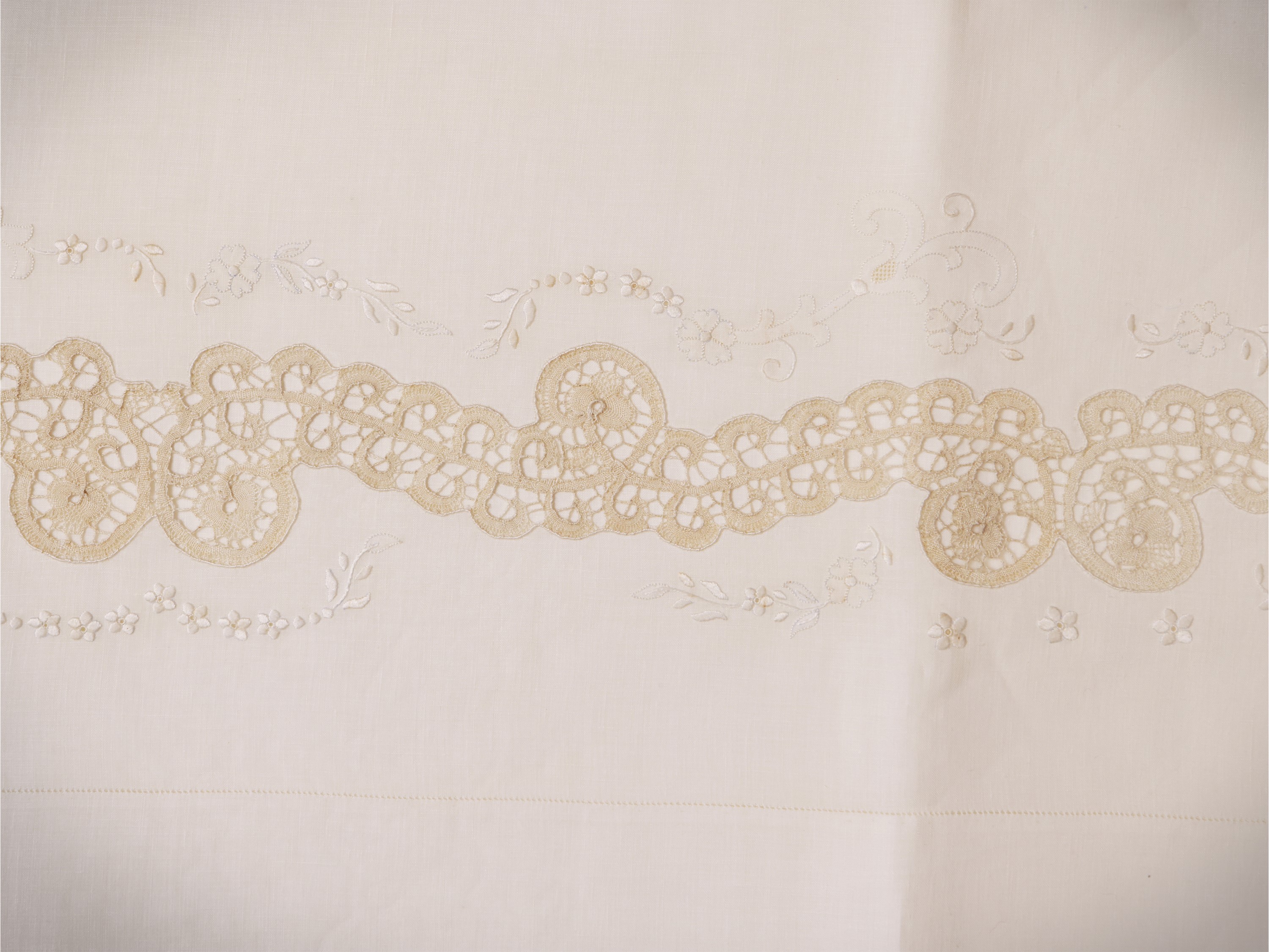 Lenzuolo Matrimoniale in Puro Lino Bianco