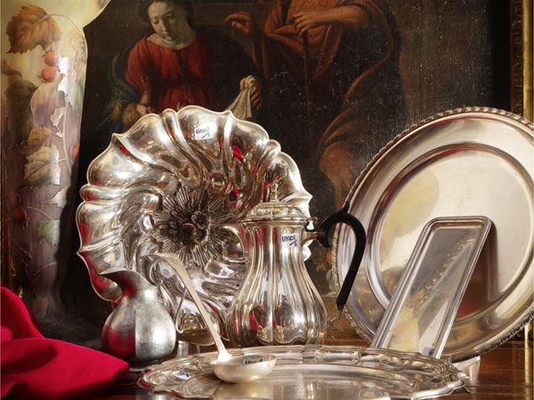 Table accessories in silver metal