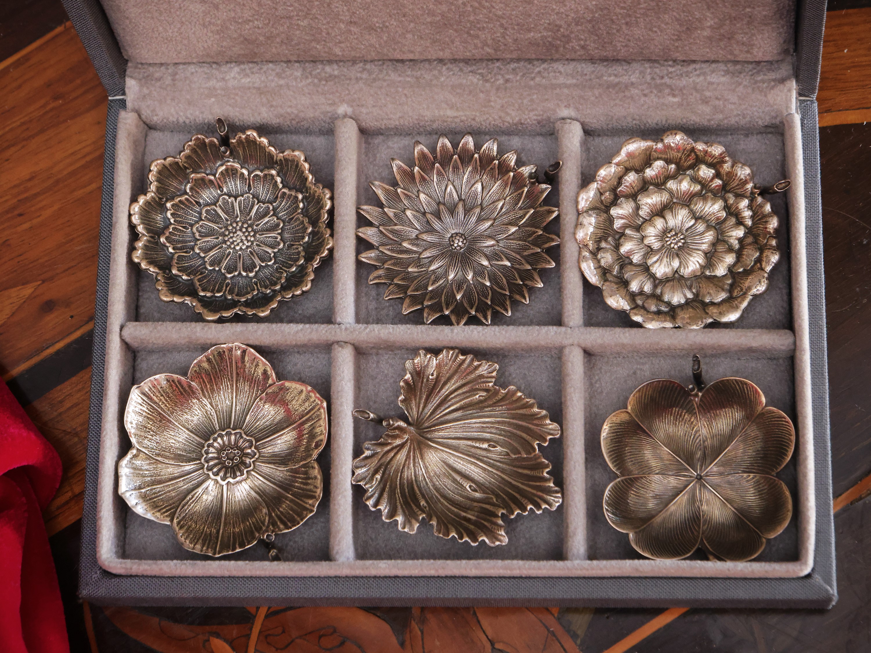 Serie di sei segnaposto in argento 925, Gianmaria Buccellati