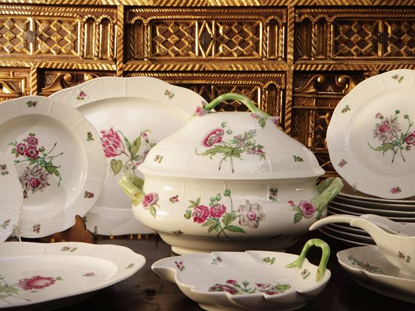 Servizio di piatti in porcellana, decoro Bouquet de Rose Gould, Herend
