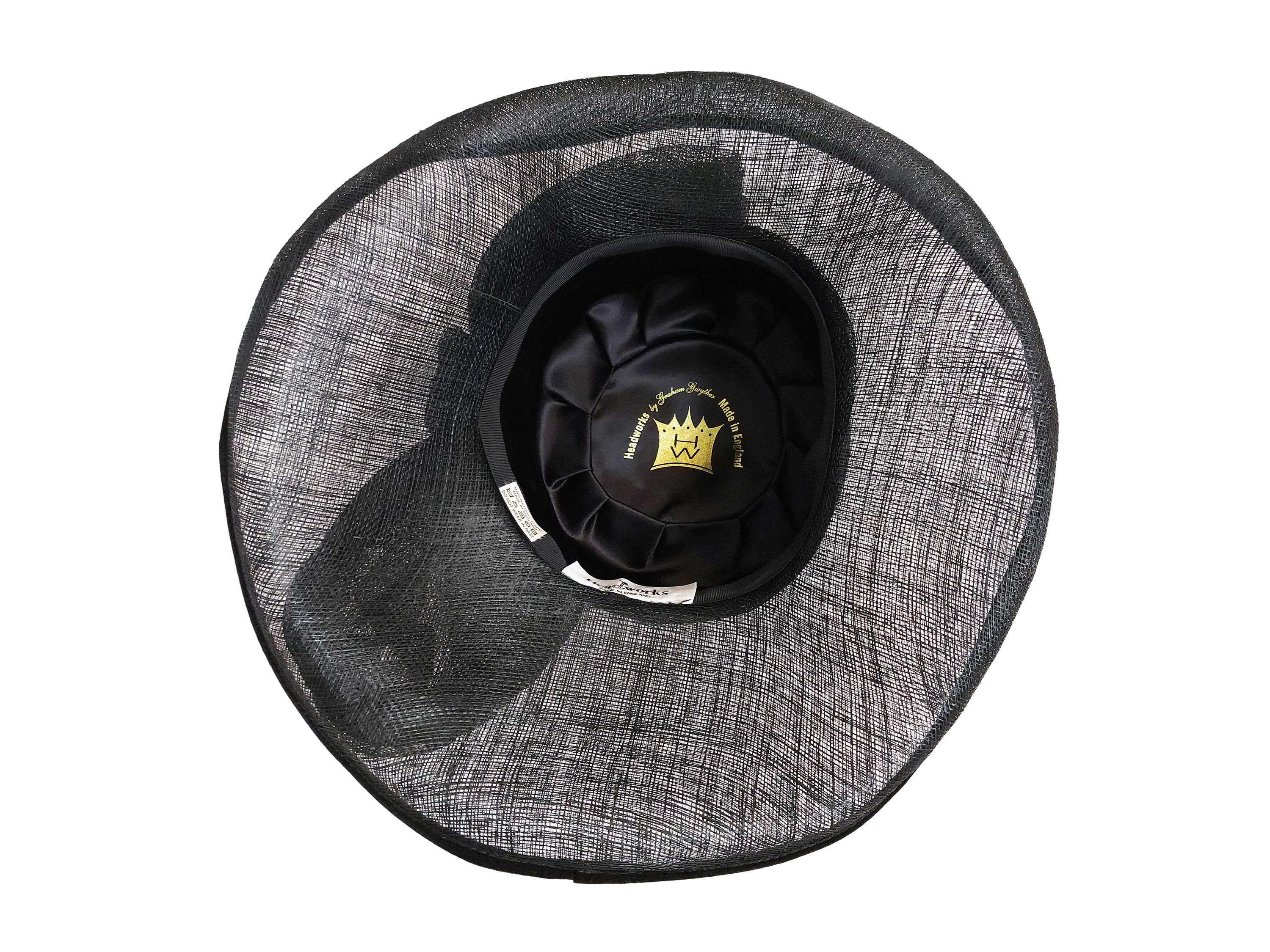 Cappello da cerimonia in panno nero e paglia