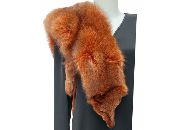 Red fox fur stula
