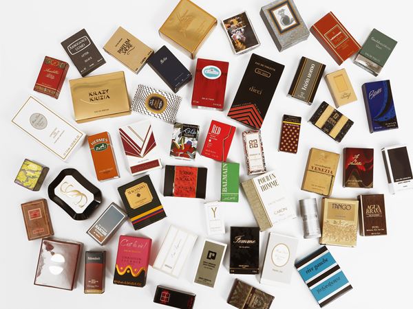Large batch of collectible miniature perfumes