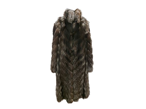 Cappotto in pelliccia di volpe argentata