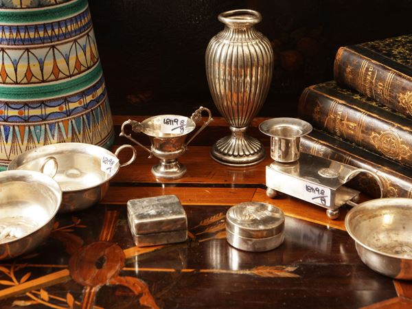 Small collection of silver trinkets