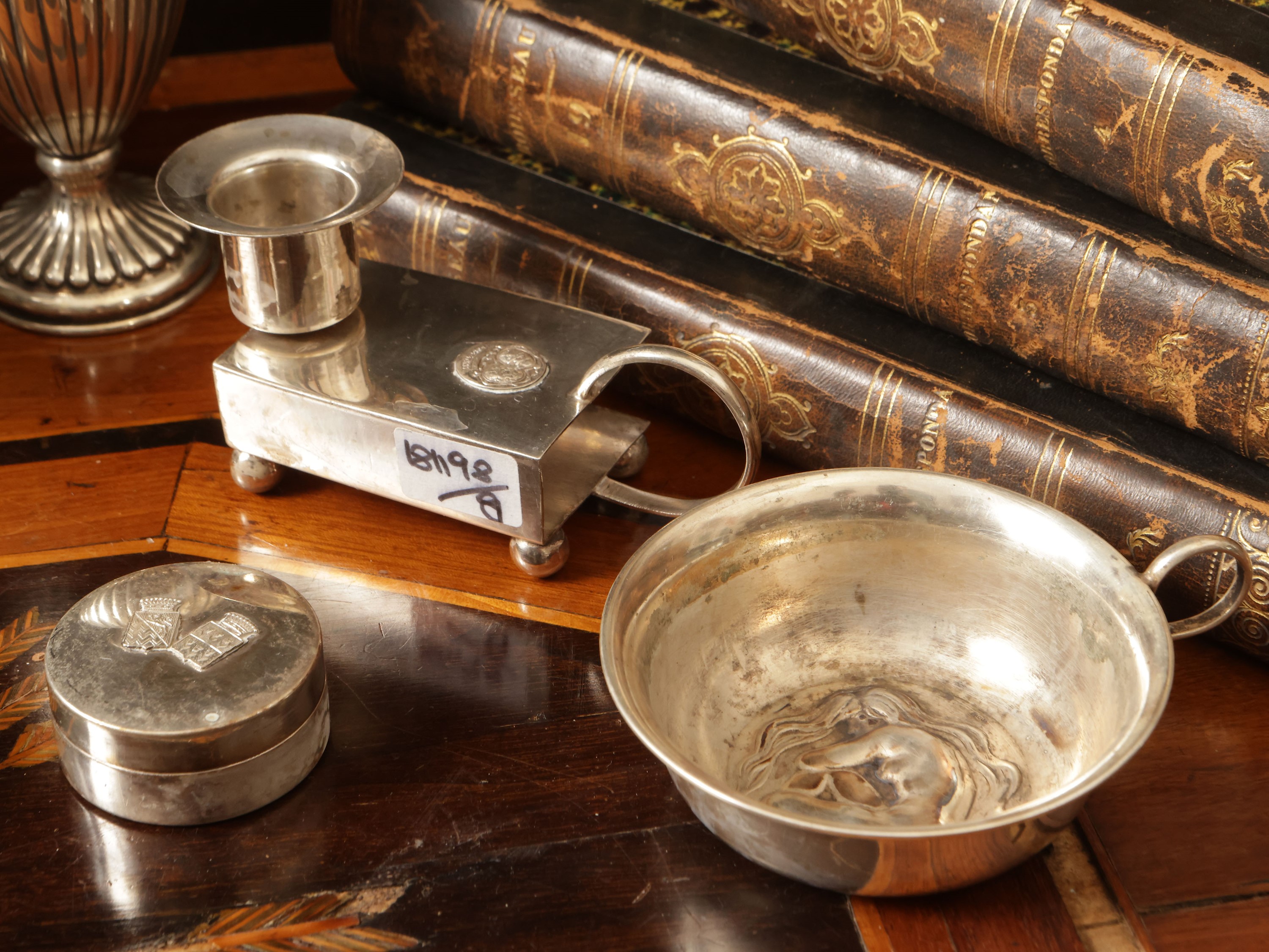 Piccola collezione di ninnoli in argento