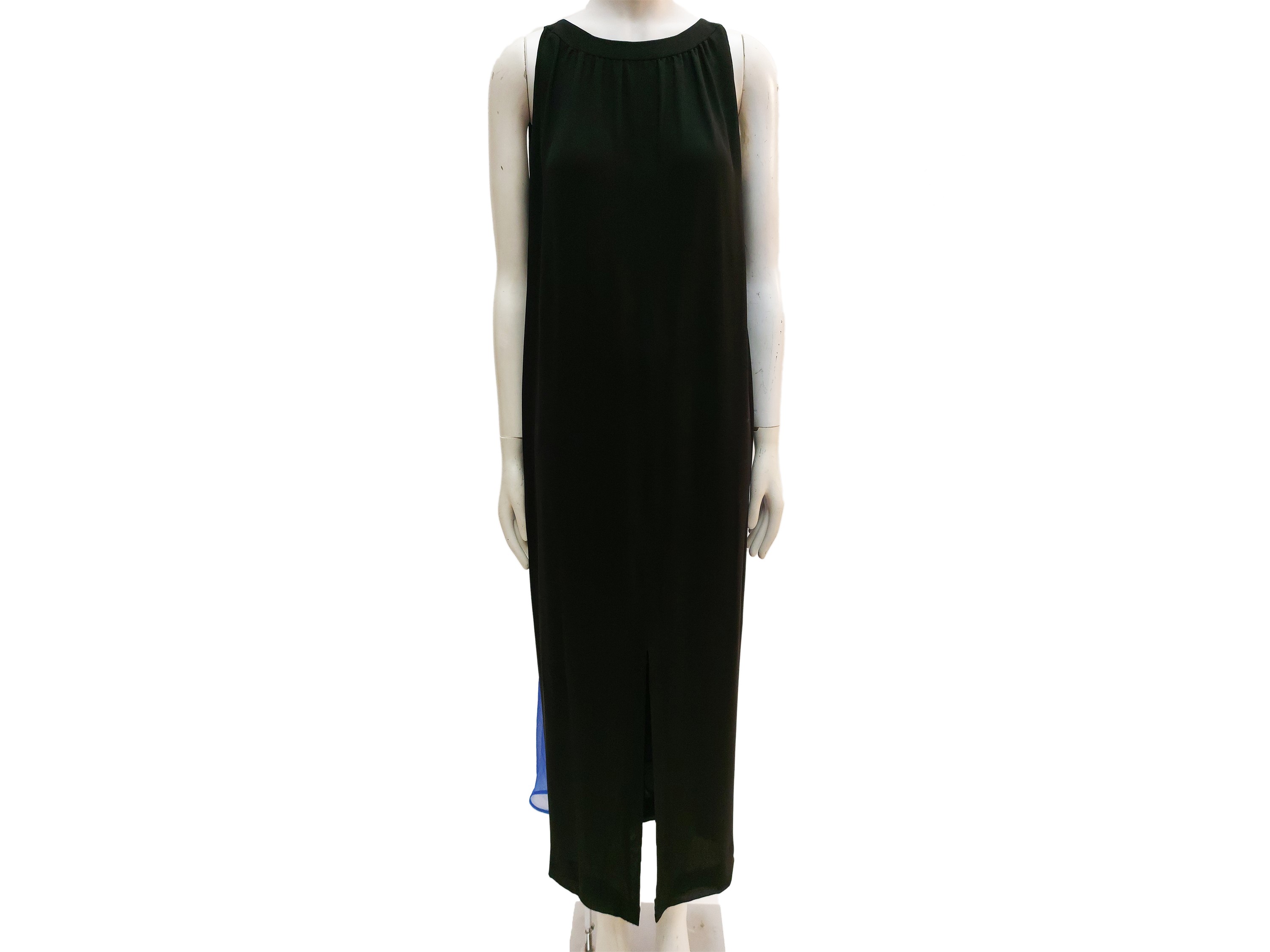 Abito midi a tunica in seta nera con inserto in chiffon blu elettrico e sciarpa coordinata