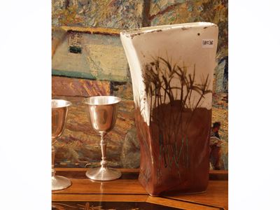 Vaso in ceramica smaltata a lustro