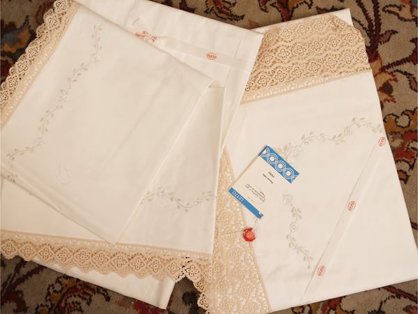 Double bed set in Pelleovo white cotton