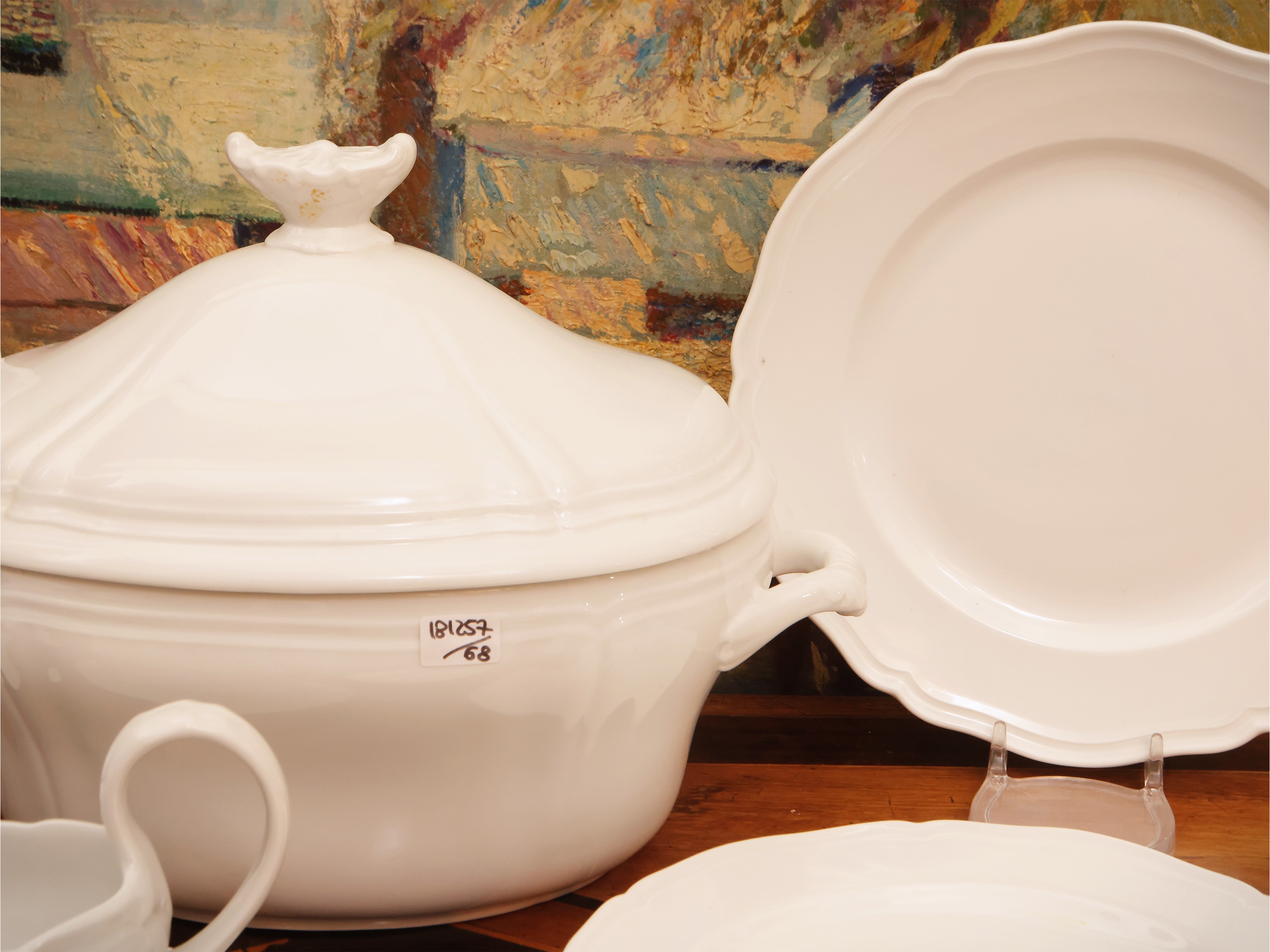 Richard Ginori, Servizio di piatti in porcellana con zuppiera e accessori
