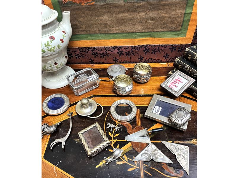 Ninnoli e bomboniere in argento