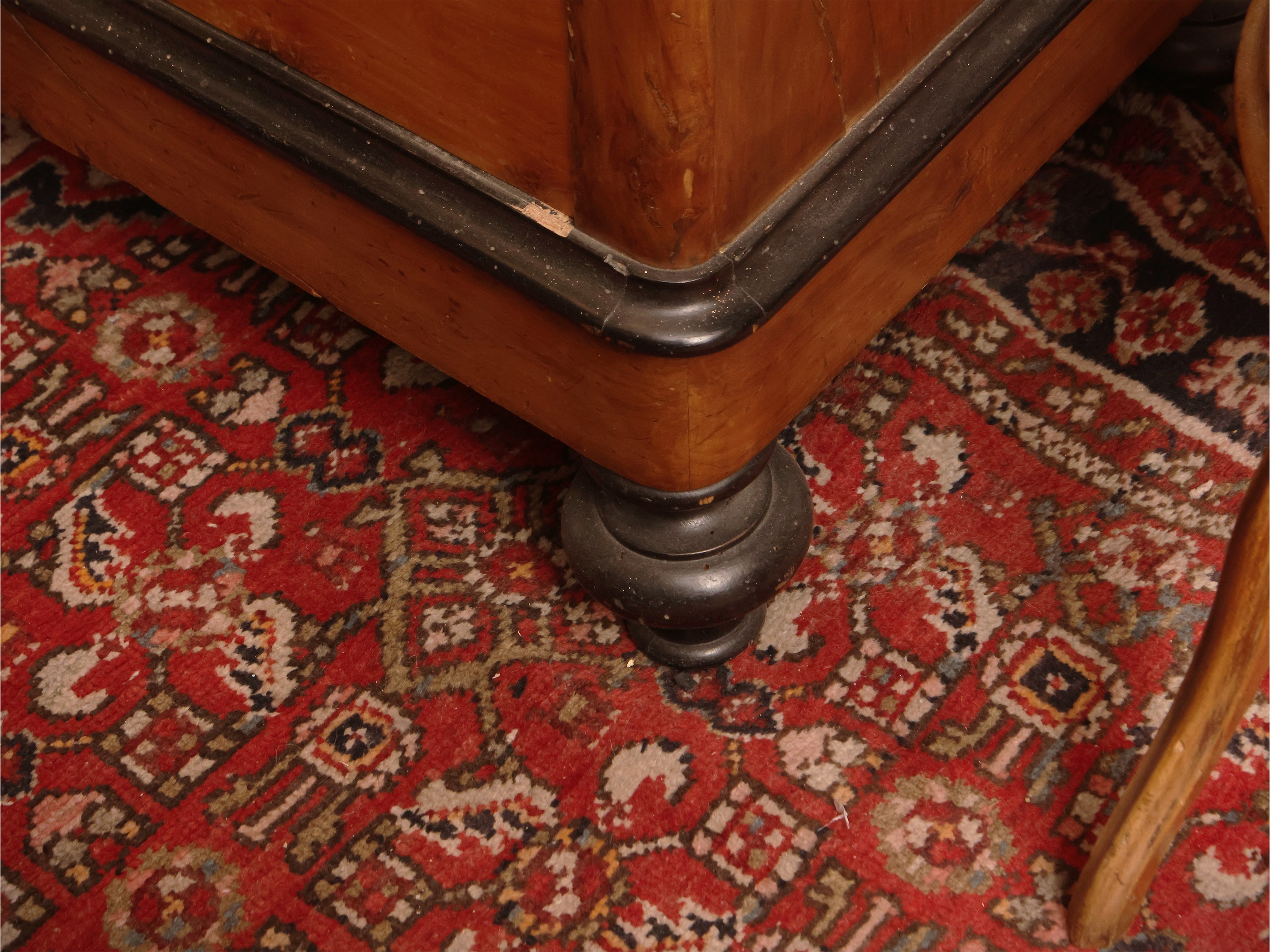 Settimanale impiallacciato in ciliegio