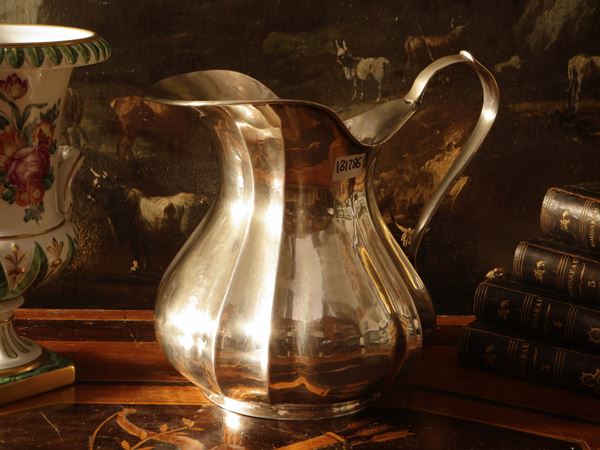 Silver jug  - Auction The art of furnishing: auction opportunities - Maison Bibelot - Casa d'Aste Firenze - Milano