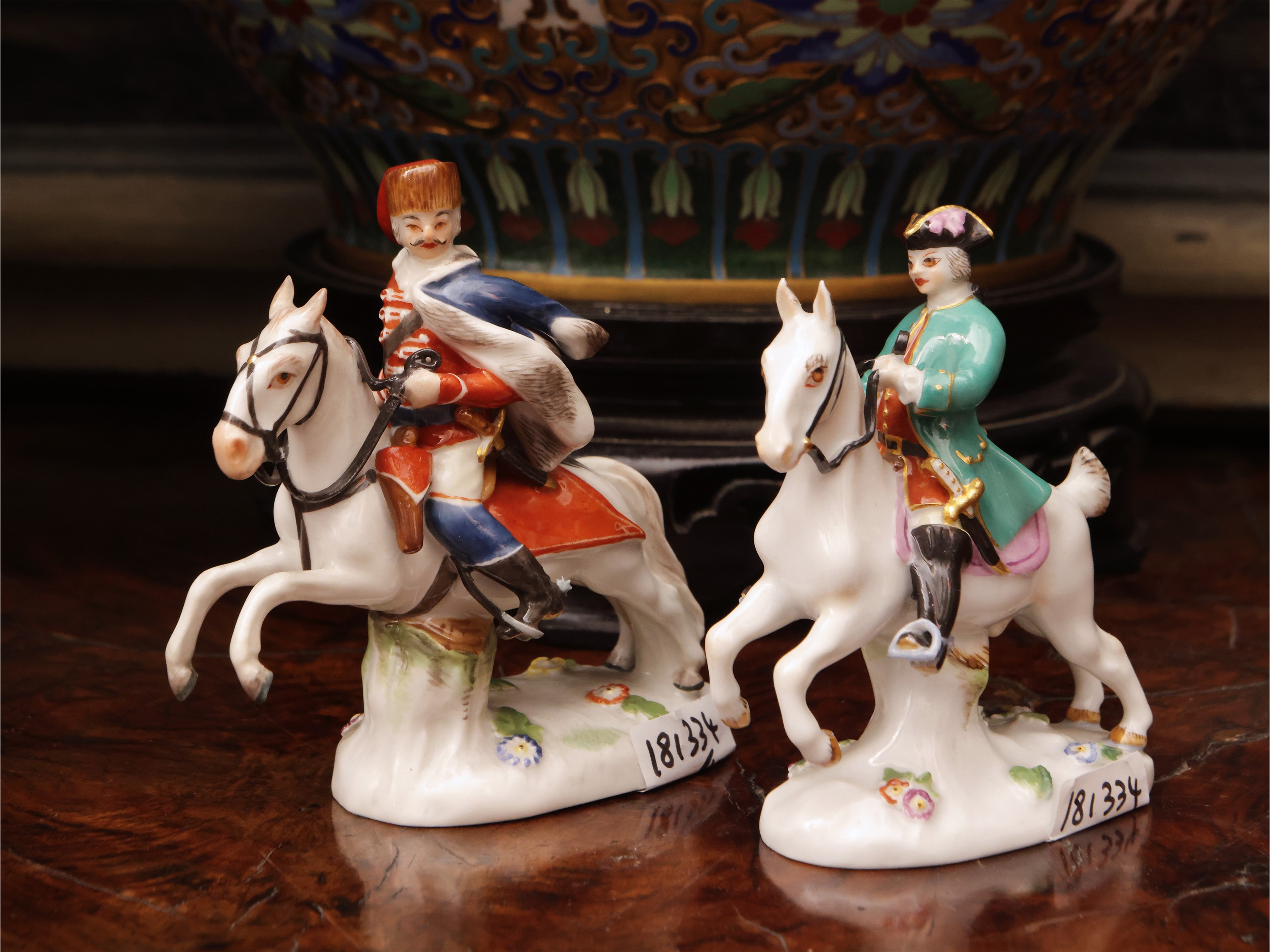 Quattro figure da collezione, porcellana di Meissen, XX secolo