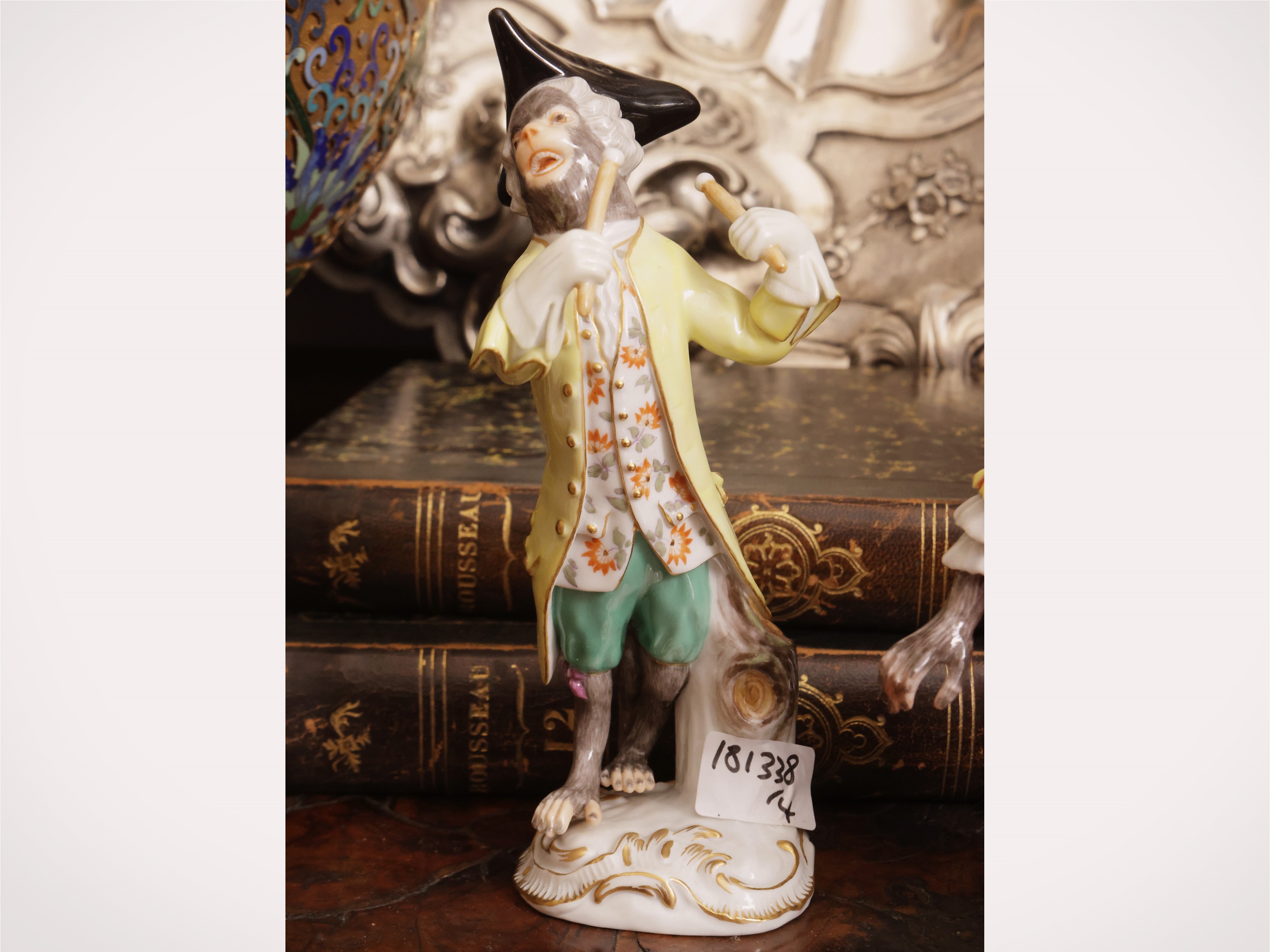 Meissen, Scimmie musicanti in porcellana, serie di quattro figure