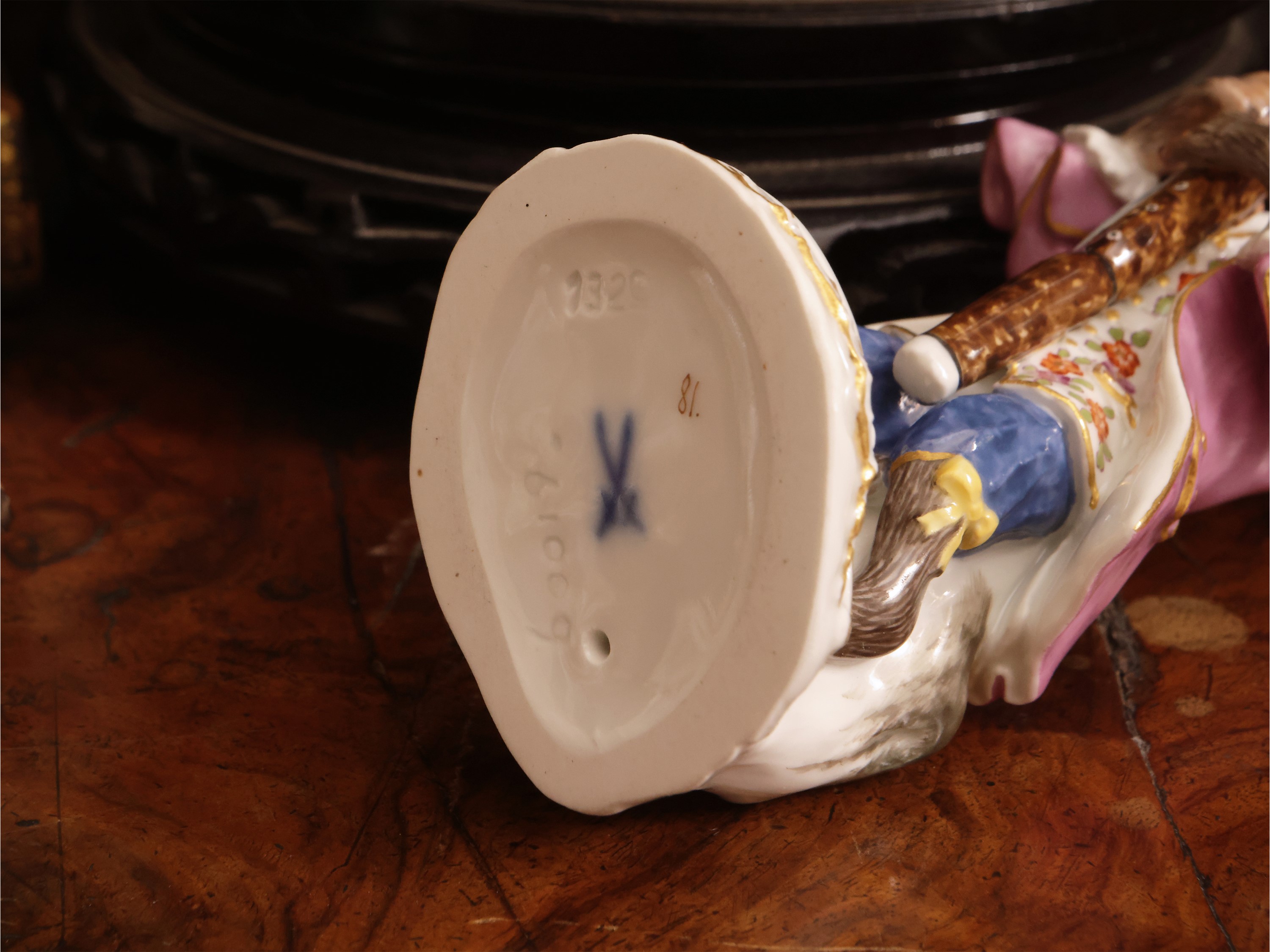 Meissen, Scimmie musicanti in porcellana, serie di quattro figure