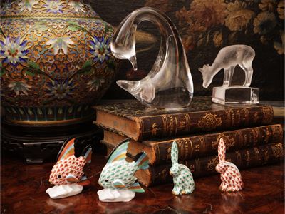 Porcellana di Herend, coppia di coniglietti e pesciolini, cristallo di Lalique, antilope, vetro D...