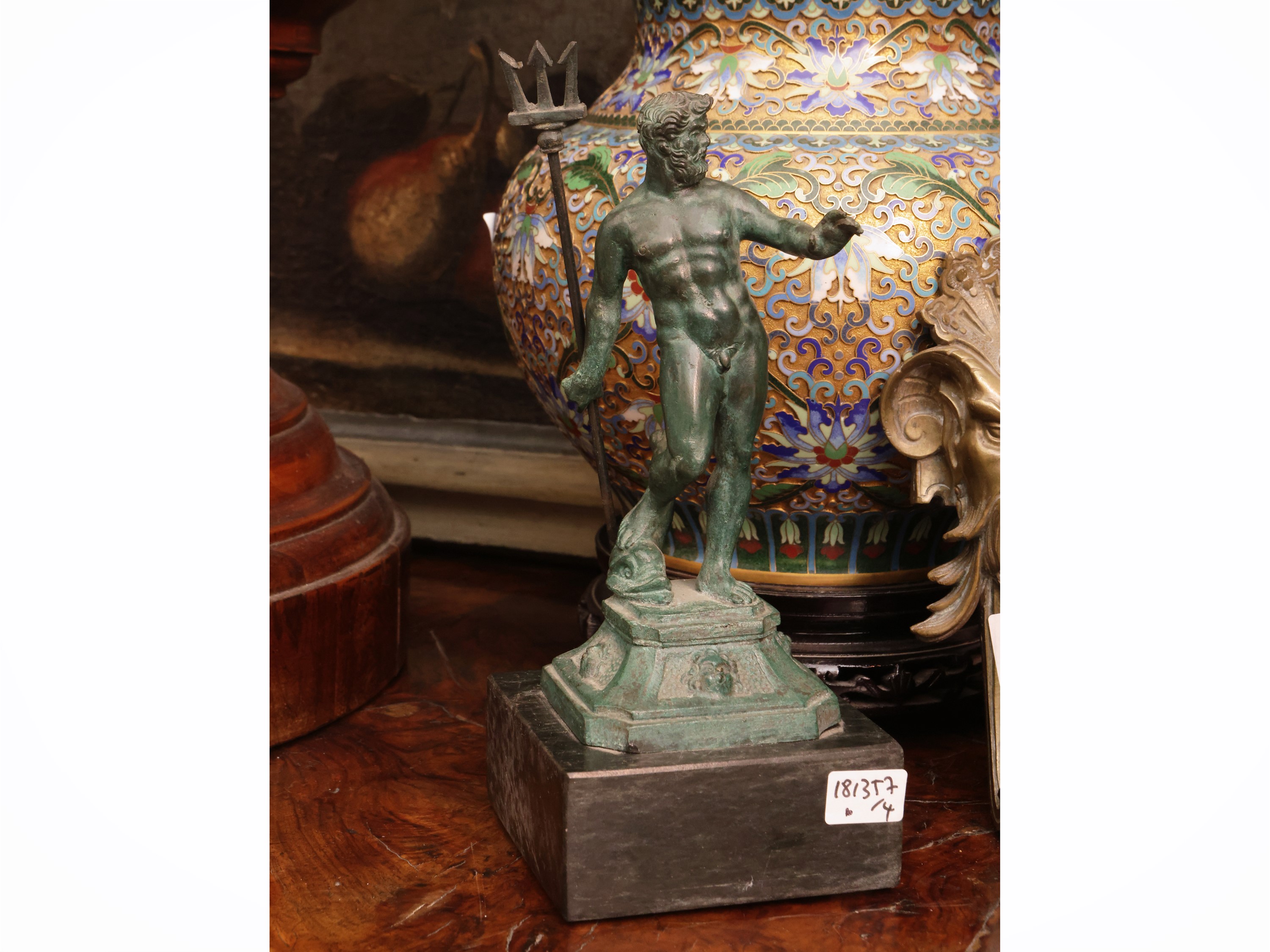 Bronzi decorativi, Quattro bronzetti, tra cui una Chimera