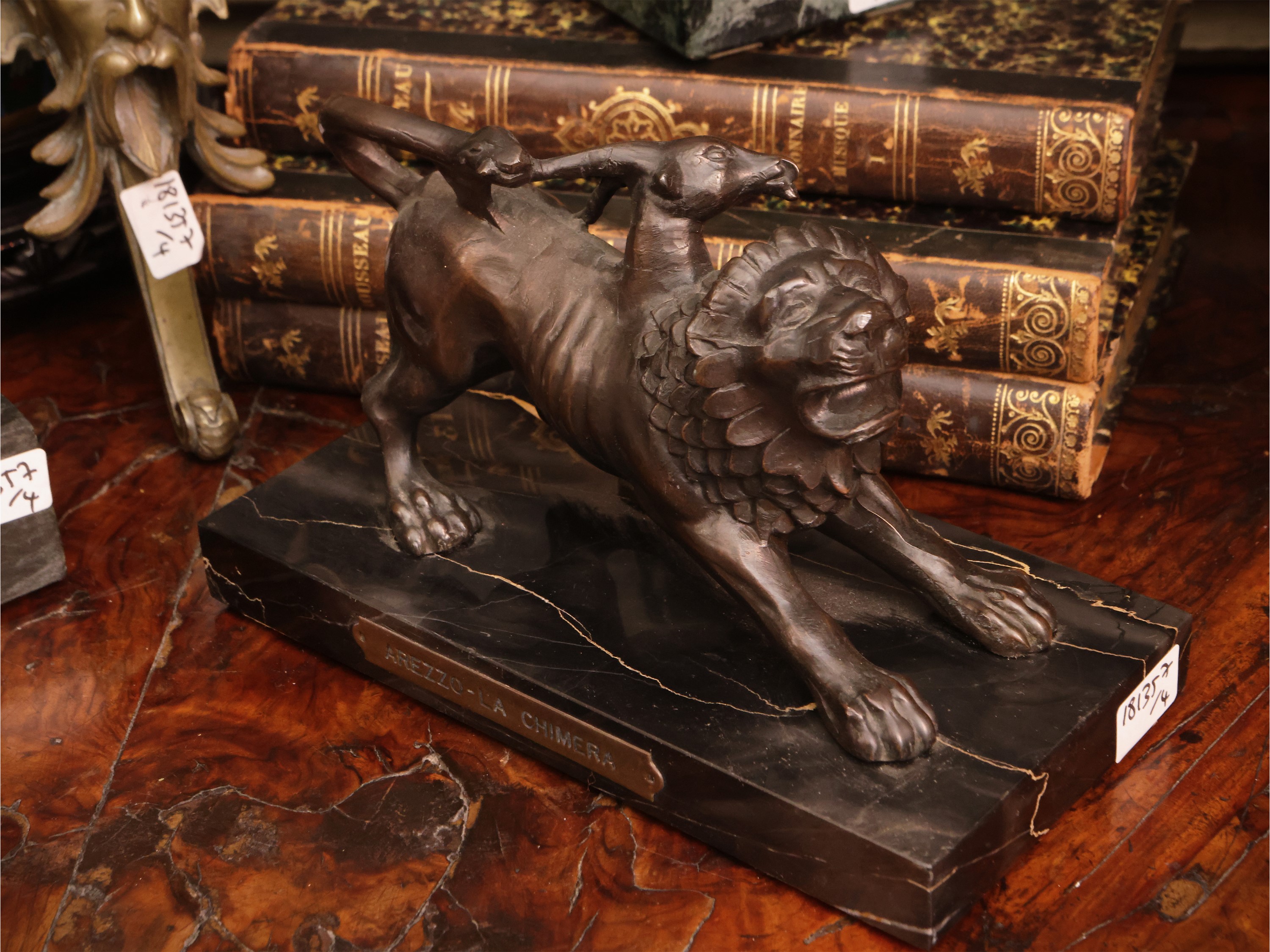 Bronzi decorativi, Quattro bronzetti, tra cui una Chimera